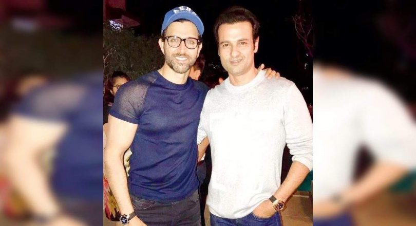Hrithik Roshan backs Rohit Roy for his film