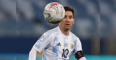 Lionel Messi became the most closed Argentine player