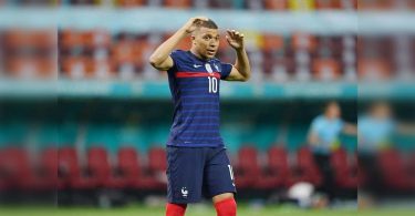 Mbappe apologized to shoot miss because France fell