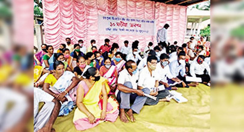 Chandrapur locals protest dumping land shifts