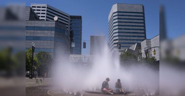 Caught by 'Dome Dome', US, Canada Bakes under the hot weather that destroys Record