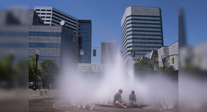 Caught by 'Dome Dome', US, Canada Bakes under the hot weather that destroys Record