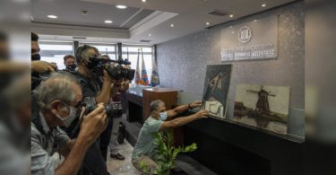 Greek construction workers arrested for Picasso's workfol