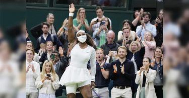 Serena who cried retired from Wimbledon after the first round injury