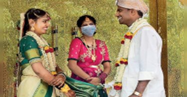 Karnataka: Industrial rolls as a wedding to shrink