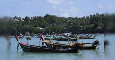 Thailand bet on the 'Phuket Sandbox' program to save tourism