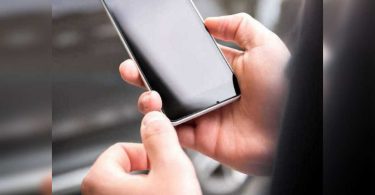 VIP cellphone number: Man cheat RS 1.43CR in Ahmedabad