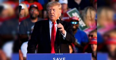 Donald Trump headed to the As-Mexico border for a new attack on President Joe Biden's policy