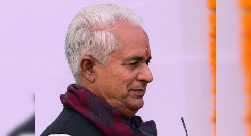 Dishonest tehsildar in India: Minister Raj