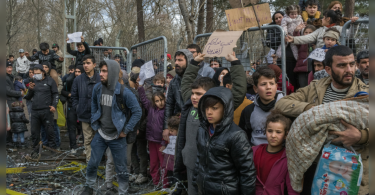 Greek migrant traffickers arrested in Italy-bound speedboat