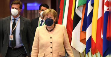 Germany sees way out of EU-Britain border spat