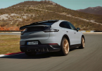 Debut SUV Cayenne Turbo Porsche Fastest