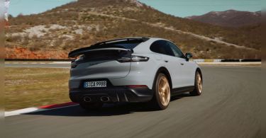 Debut SUV Cayenne Turbo Porsche Fastest