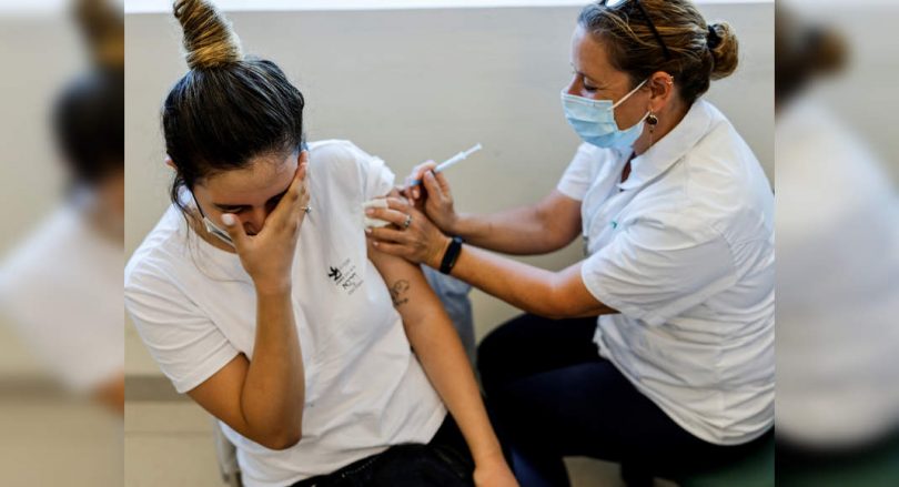 Israel resumes indoor mask requirement amid virus spike