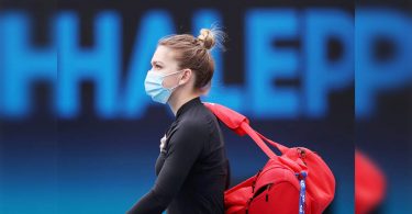 Defending champ Simona Halep withdraws from Wimbledon