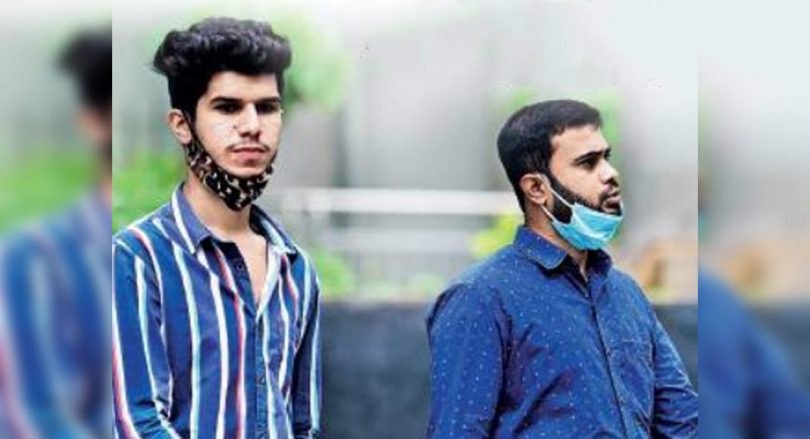 Crowds gather, masks slip as Old City ignores norms