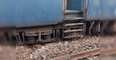 Goa-bound Rajdhani Exp derails inside tunnel near Ratnagiri