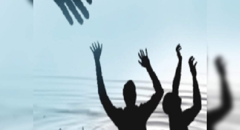 6 of family drown as car rolls into pond in Balrampur