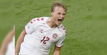 Dolberg double powers Danes past Wales into Euro quarters