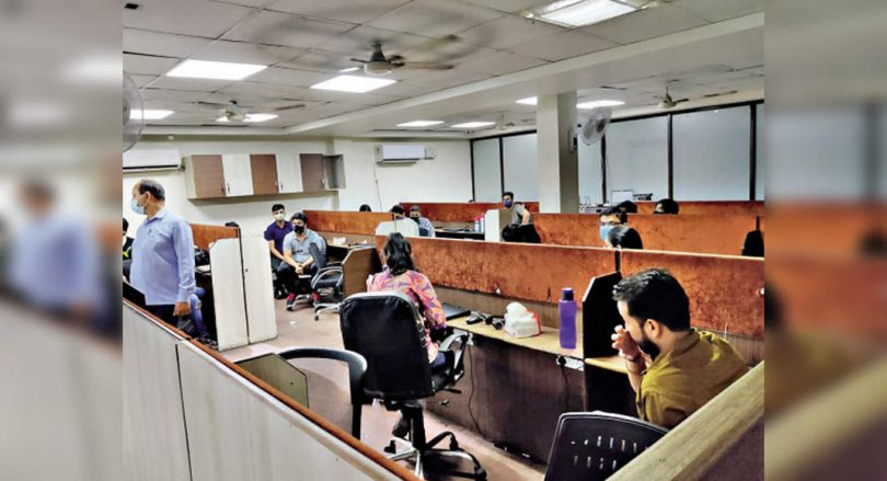 Fake call centre in Delhi duped American citizens, 84 held