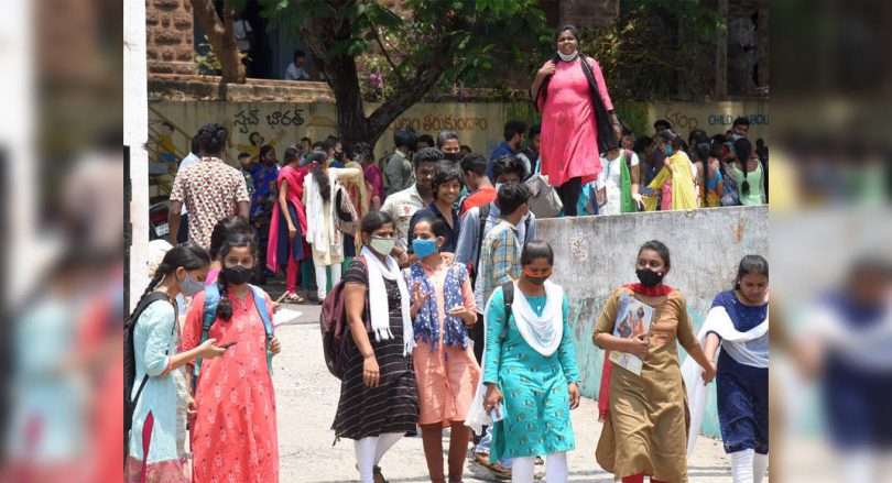 Concern as Kerala varsities go for offline exams