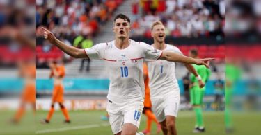 Euro 2020: Czechs stun 10-man Netherlands to enter quarters