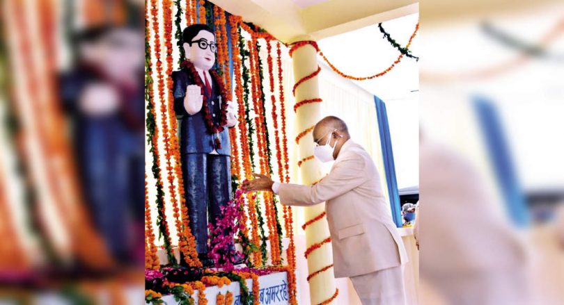 Uttar Pradesh: In Paraunkh, President Ram Nath Kovind bows to pay tribute to land of his birth