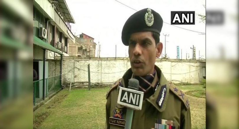 J & K: Security forces captured the commander