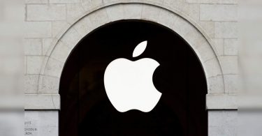 Keep this Apple device from a pacemaker and other medical gadgets