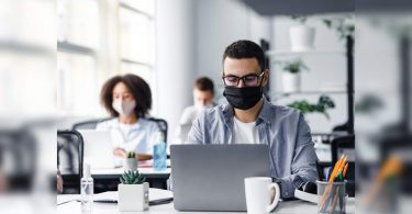 West Bengal: Office Welcomes a 50% Labor Increase to Work