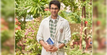 Ayushmann's first appearance from 'Doctor G'
