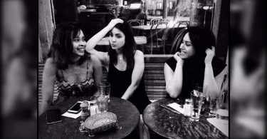 Anushka posted an invisible photo with her girl gang