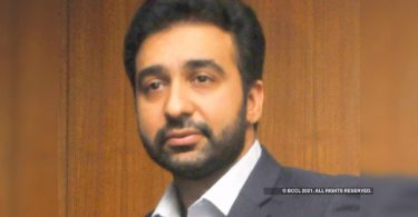 Raj Thinking Live Porn is the Future: Police