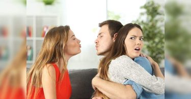 Chronic cheating things have similarities