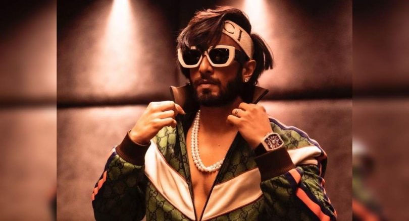Pics: Airport Uber-Cool Ranveer looks