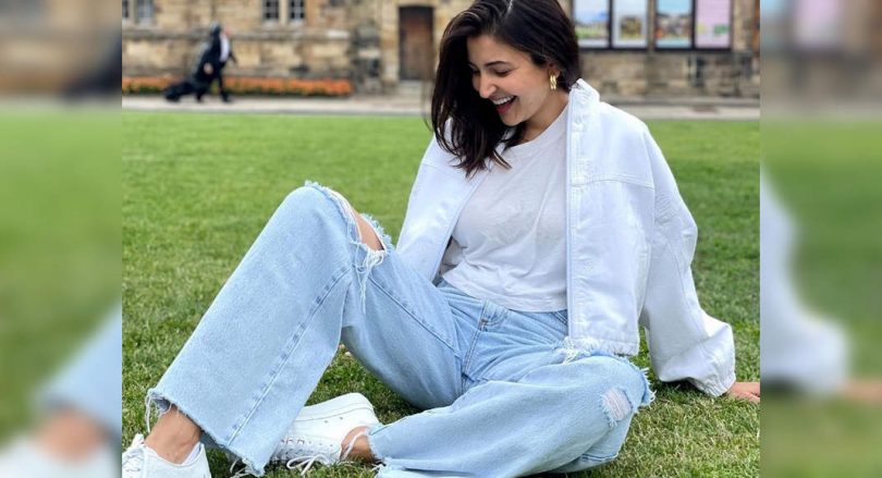 Athiya changed the photographer to Anushka Sharma