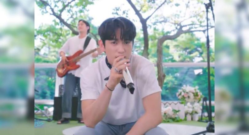 GOT7's Jinyoung dropped a new 'dive' song