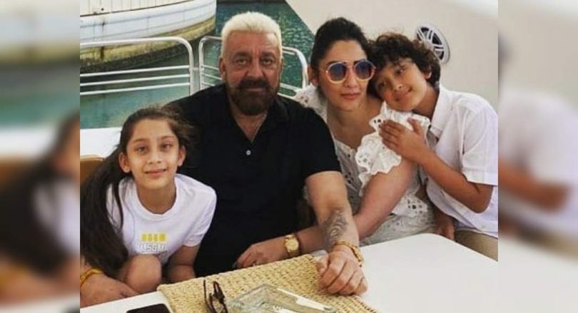 Children Dutt Sanjay cut her birthday cake