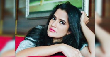 Sona Mohapatra on a shameful prostitute