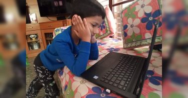 Online class: 55% of students report health problems