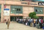 Delhi Metro Commuters stranded after a light tremor