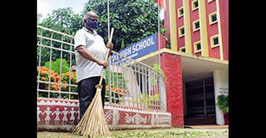 Students are excited, parents are careful when schools are reopened