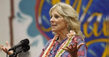 Jill Biden called who was not vaccinated in Hawaii to get a shot