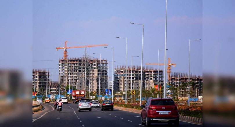 Bank exposure, financial institutions for real estate with $ 100 billion; 67% Loan Safe: Anarock