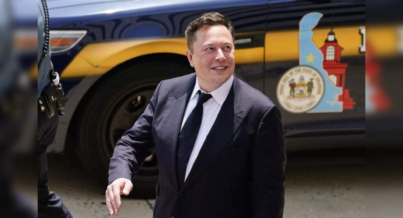 Tesla employees make consumers remove social media posts 'mean' about Elon Musk