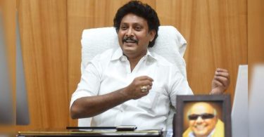 Mulls TN to reduce the syllabus for board students