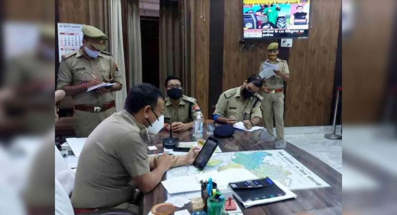 In the first, the police launched the complaints of video calls in Prayagraj