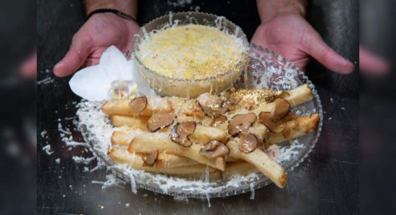 $ 200 New York fries offer 'escape' from reality