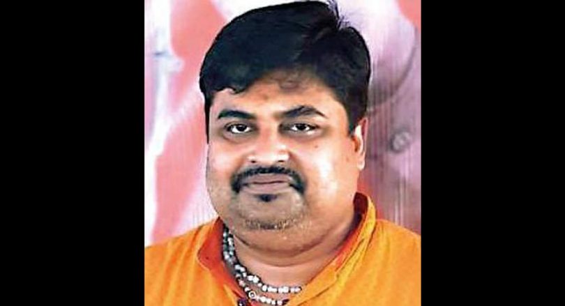 BJP leader Raju Sarkar died after the line in West Bengal HQ