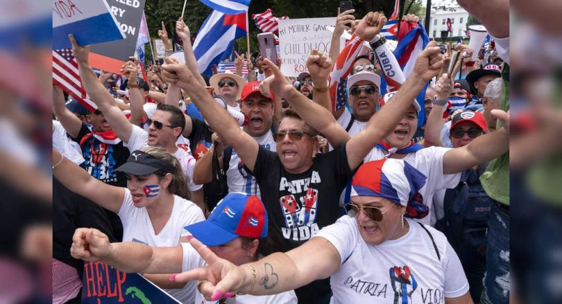 Hundreds of rally in Washington against the Cuban government